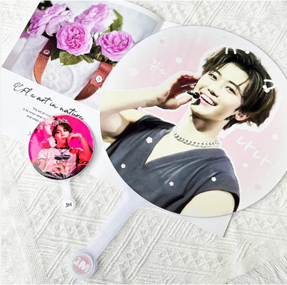 Japanische koreanische Idol-Gruppe DIY Fan-Konzert Produktion Kunststoff Love King Umgebung Stars Design Fan