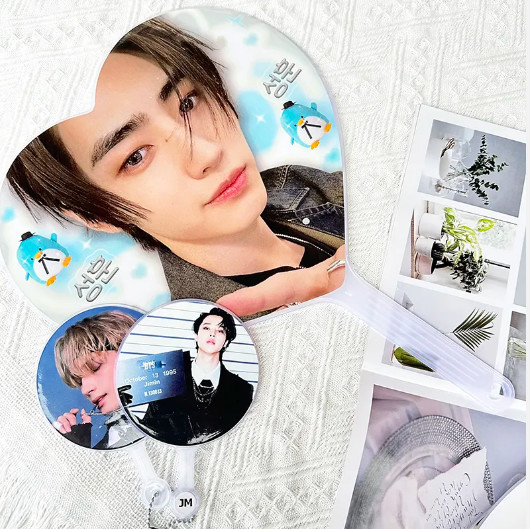 Japanische koreanische Idol-Gruppe DIY Fan-Konzert Produktion Kunststoff Love King Umgebung Stars Design Fan